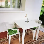Apartman 2 Bdr Family In - Free Parking *