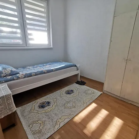2 Bdr Family In - Free Parking Сараево