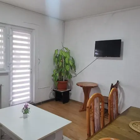 2 Bdr Family In - Free Parking Sarajevo